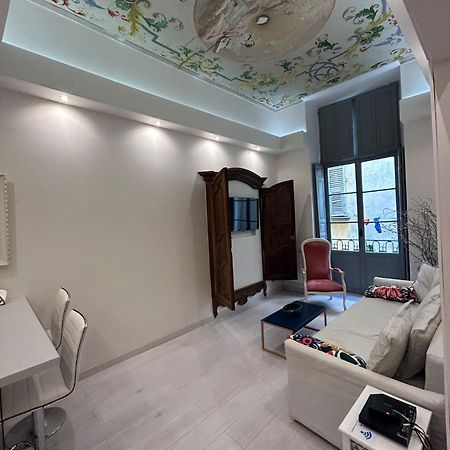 Luxury Apartment In The Heart Of Old Town Nice. Esterno foto
