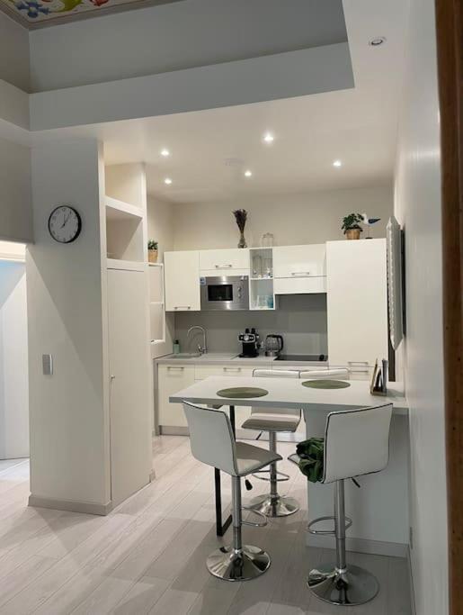 Luxury Apartment In The Heart Of Old Town Nice. Esterno foto