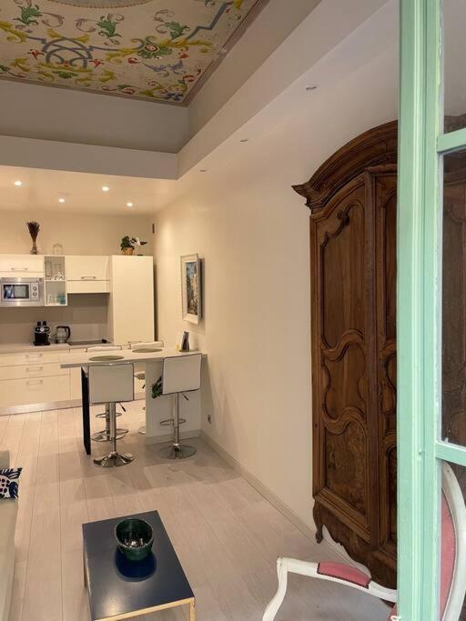 Luxury Apartment In The Heart Of Old Town Nice. Esterno foto
